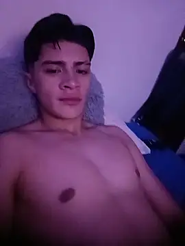 Snapshot of Felipe_W0 chatting on 05/27/26, 02:52 Felipe W0 online show from 05/27/26, 02:52