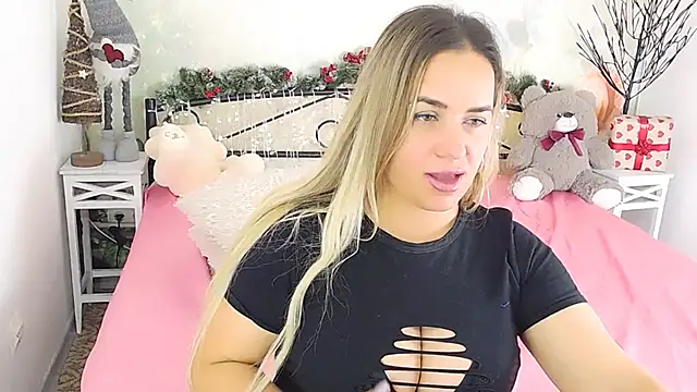 Snapshot of MilenaMiler_X chatting on 01/04/25, 08:28 MilenaMiler X online show from 01/04/25, 08:28