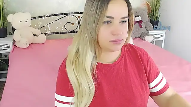 Snapshot of MilenaMiler_X chatting on 01/23/25, 05:13 MilenaMiler X online show from 01/23/25, 05:13