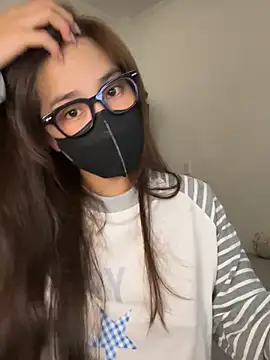 Snapshot of Lilisa_miu chatting on 03/07/26, 04:48 Lilisa miu online show from 03/07/26, 04:48