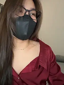 Snapshot of Lilisa_miu chatting on 04/22/26, 03:46 Lilisa miu online show from 04/22/26, 03:46