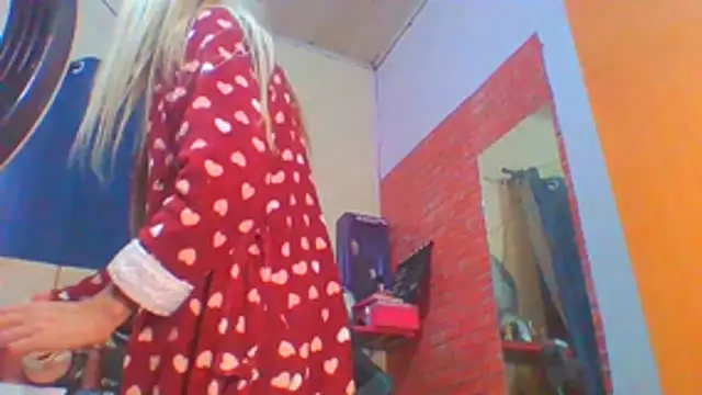 Snapshot of Transthifany chatting on 07/06/26, 03:47 Transthifany online show from 07/06/26, 03:47