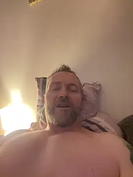 Snapshot of Rockburg chatting on 03/11/25, 07:04 Rockburg online show from 03/11/25, 07:04