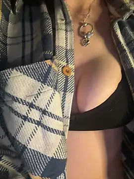 indie-rayne online show from 03/16/25, 05:28