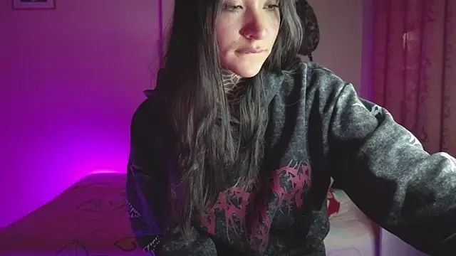 Snapshot of isabelle_pretty chatting on 04/15/26, 11:27 isabelle pretty online show from 04/15/26, 11:27