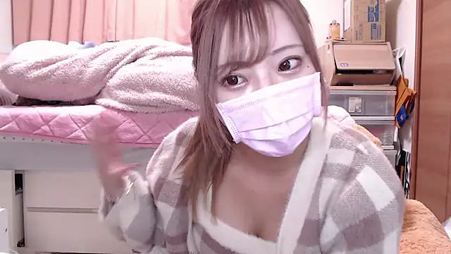  chanMOMO  online show from 12/22/24, 04:50