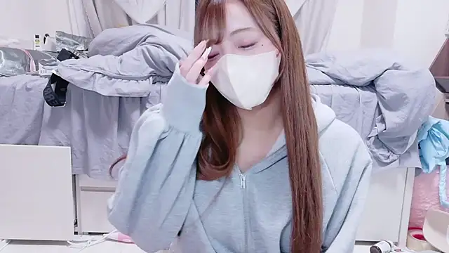  chanMOMO  online show from 09/30/25, 04:12