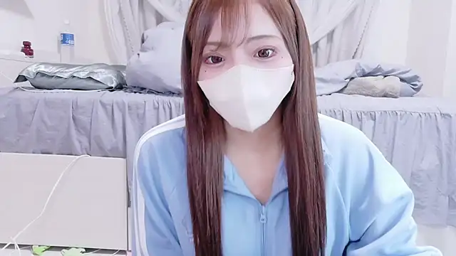  chanMOMO  online show from 11/10/25, 10:58