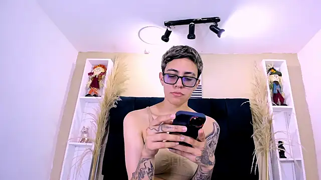 Cutie Shy  online show from 02/11/26, 05:51