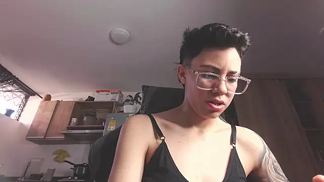 Snapshot of Cutie_Shy_ chatting on 06/01/26, 12:51 Cutie Shy online show from 06/01/26, 12:51