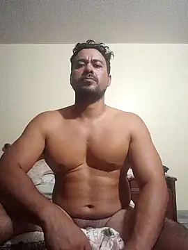 Snapshot of LatinMar chatting on 01/14/25, 01:38 LatinMar online show from 01/14/25, 01:38