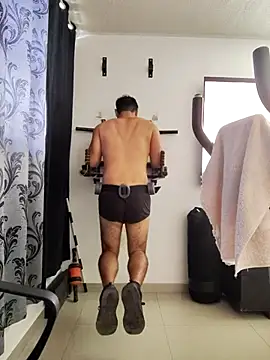 Snapshot of LatinMar chatting on 09/17/25, 01:02 LatinMar online show from 09/17/25, 01:02