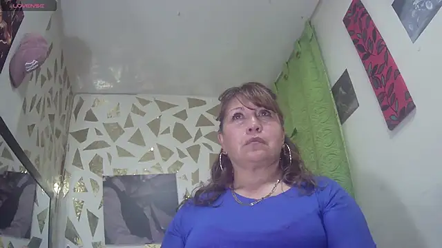 Snapshot of Kazsandraa chatting on 01/31/25, 03:41 Kazsandraa online show from 01/31/25, 03:41