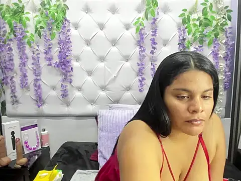 Sam-Evans-hot online show from 04/15/26, 07:58