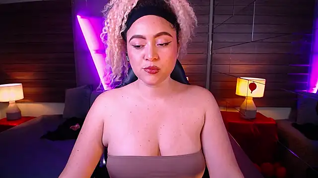 Kateryn  online show from 03/07/25, 11:05