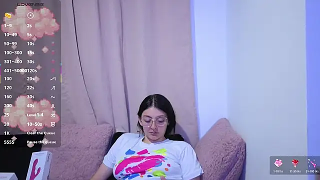 lessliee22  online show from 05/22/26, 06:31
