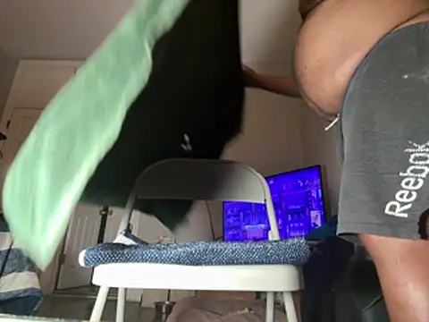 ChiRaqb8 online show from 04/11/26, 04:06