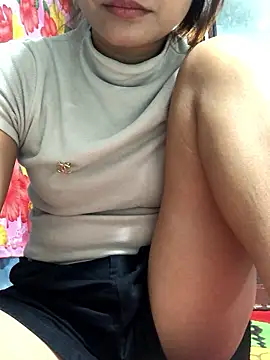 Cute lady99 online show from 01/13/26, 03:45