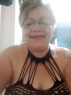 Madrastrahot69 online show from 09/23/25, 02:36