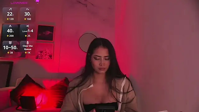 Snapshot of lara_madisson chatting on 01/19/26, 05:55 lara madisson online show from 01/19/26, 05:55