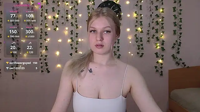 EmiliaDuchess online show from 03/06/25, 06:52