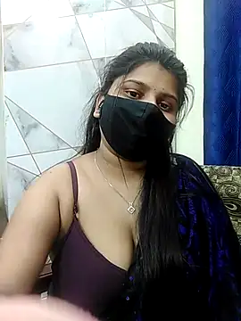 Snapshot of Hotty-simran chatting on 02/24/25, 10:48 Hotty-simran online show from 02/24/25, 10:48