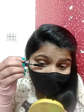 Snapshot of Hotty-simran chatting on 02/25/25, 04:35 Hotty-simran online show from 02/25/25, 04:35