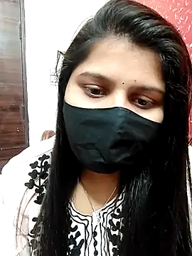 Snapshot of Hotty-simran chatting on 03/05/25, 04:45 Hotty-simran online show from 03/05/25, 04:45