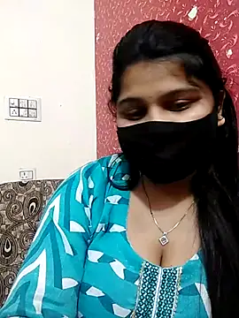 Snapshot of Hotty-simran chatting on 03/13/25, 10:15 Hotty-simran online show from 03/13/25, 10:15