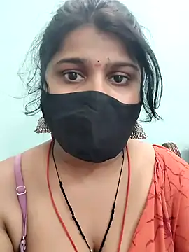 Snapshot of Hotty-simran chatting on 09/23/25, 05:10 Hotty-simran online show from 09/23/25, 05:10