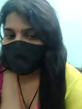 Snapshot of Hotty-simran chatting on 09/26/25, 05:00 Hotty-simran online show from 09/26/25, 05:00