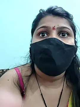 Snapshot of Hotty-simran chatting on 10/01/25, 07:14 Hotty-simran online show from 10/01/25, 07:14