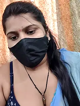 Snapshot of Hotty-simran chatting on 10/04/25, 04:32 Hotty-simran online show from 10/04/25, 04:32