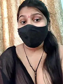 Snapshot of Hotty-simran chatting on 10/07/25, 04:53 Hotty-simran online show from 10/07/25, 04:53