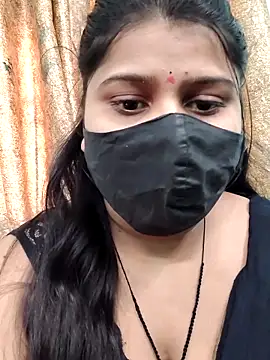 Hotty-simran online show from 12/20/25, 04:08