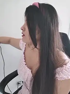 lilpervertgirl online show from 04/04/26, 08:17