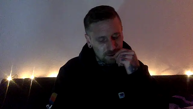 Snapshot of Schabernack1990 chatting on 03/18/26, 12:47 Schabernack1990 online show from 03/18/26, 12:47