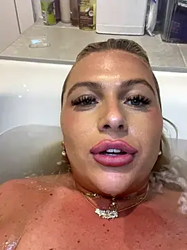 Arabellalee23 online show from 11/28/25, 07:49