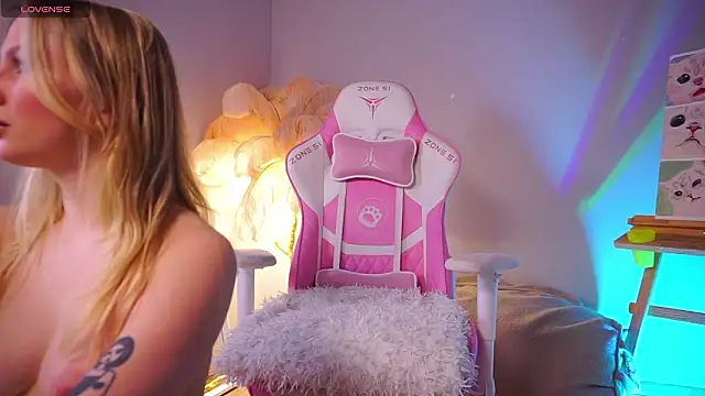 AnnLevine online show from 02/05/26, 01:27