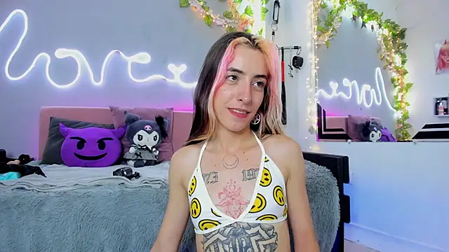 YouliteSllut2 online show from 02/14/25, 03:00