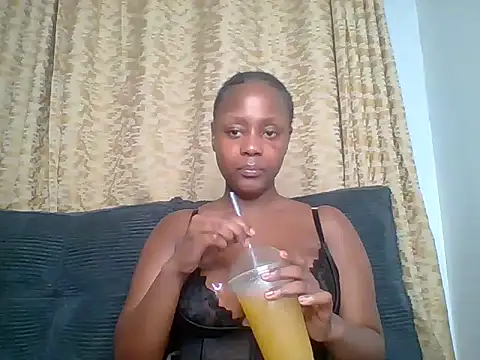 Miss Amani online show from 11/16/25, 11:32