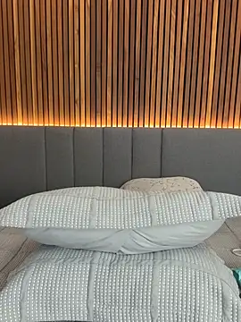 EmiilyAdams  online show from 01/16/26, 10:36