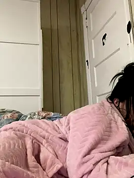 kriztal pretty online show from 12/05/25, 02:58