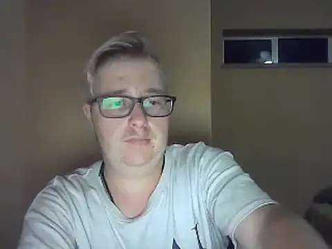 Snapshot of bisexualboy05 chatting on 01/13/25, 08:58 bisexualboy05 online show from 01/13/25, 08:58