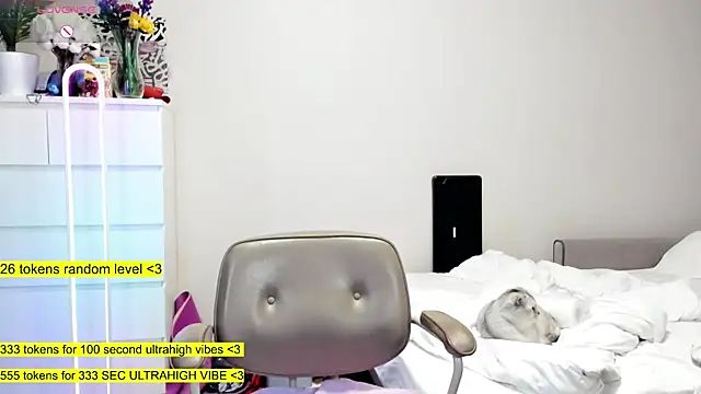 aya katana online show from 03/02/25, 04:39