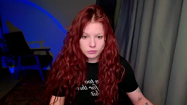 Elsie Ginger online show from 04/29/26, 09:32