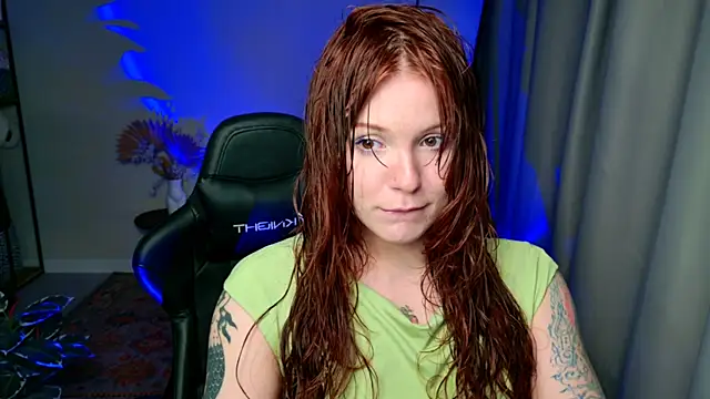 Snapshot of Elsie_Ginger chatting on 07/06/26, 10:23 Elsie Ginger online show from 07/06/26, 10:23