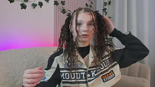 CindyGarrison online show from 01/16/25, 11:37