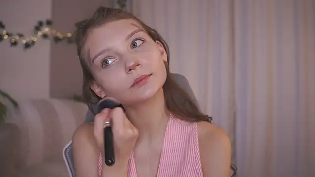 CindyGarrison online show from 09/28/25, 12:49