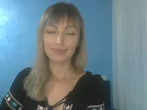 EffectMaya online show from 10/04/25, 03:43